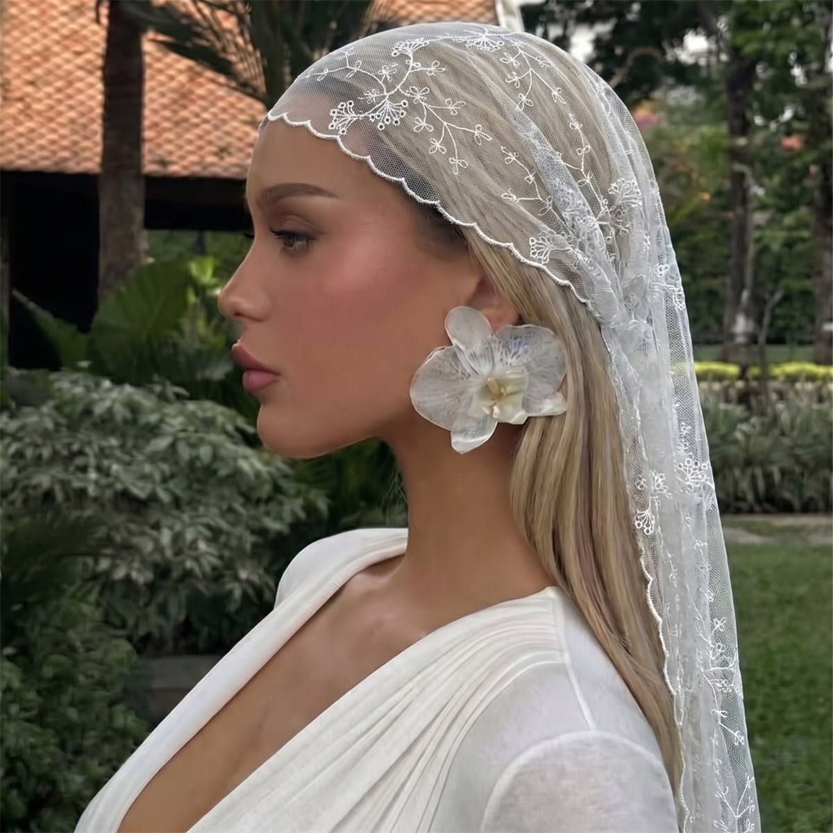 白い花柄レースメッシュヘッドスカーフ女性用シアーチュールタイ - Ascot Neck Scarf のレビューと価格